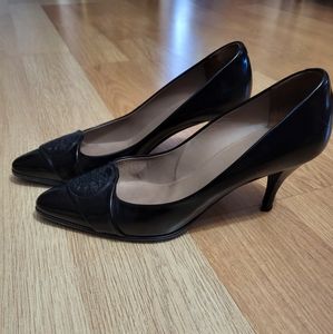 Authentic hermes black leather pump shoes